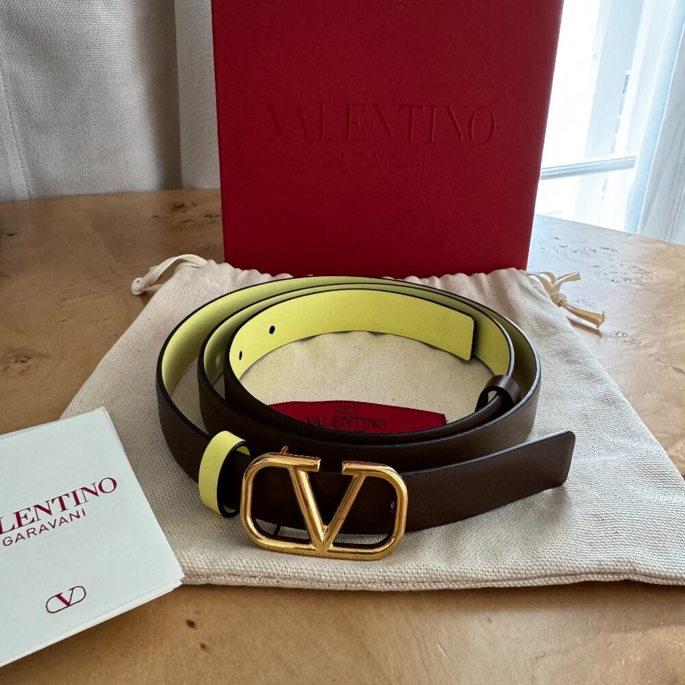 Authentic Valentino Garavani VLogo Reversible 20mm Leather Belt Size 85